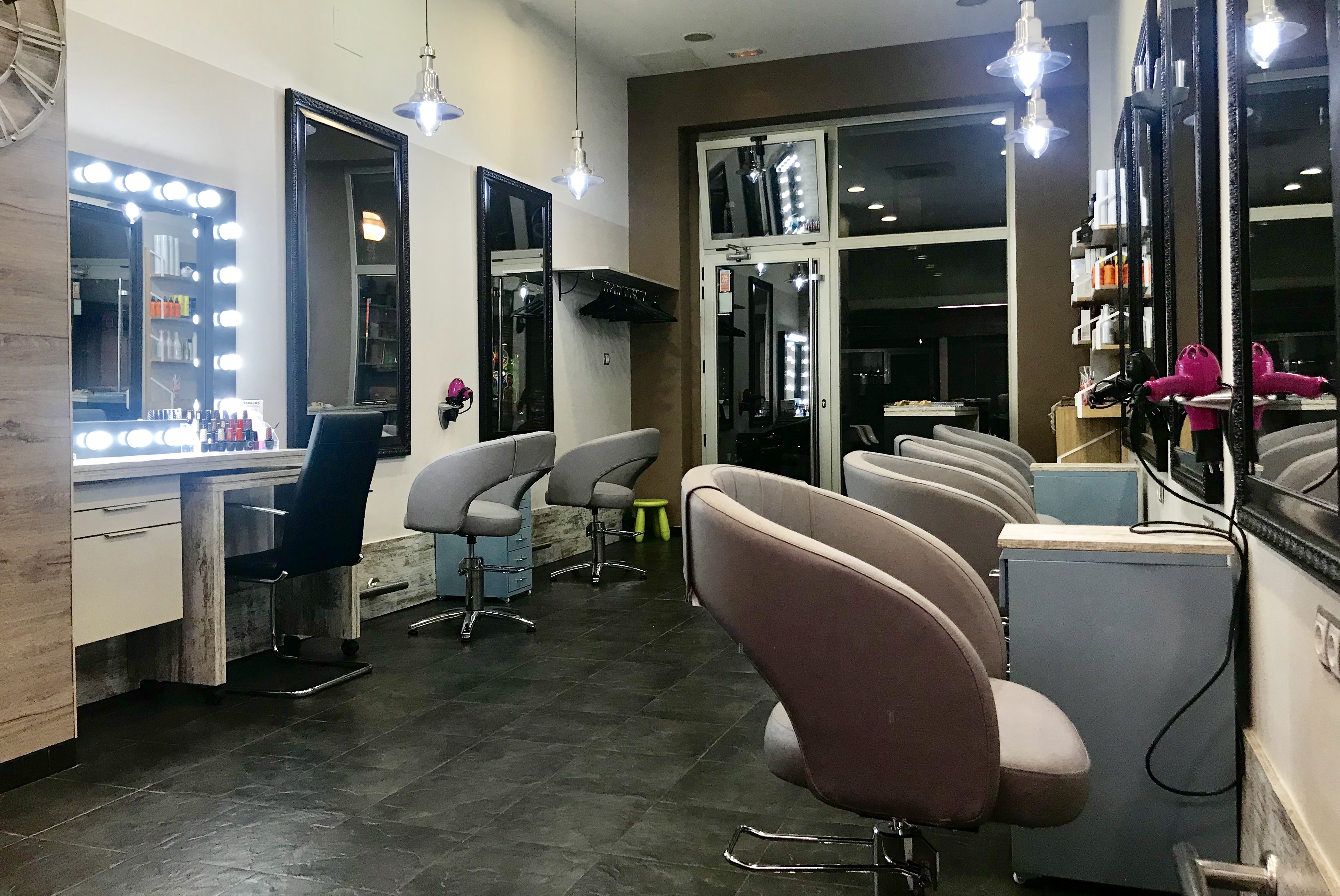 9B45E012-6440-4060-AA5F-6A36353752C9