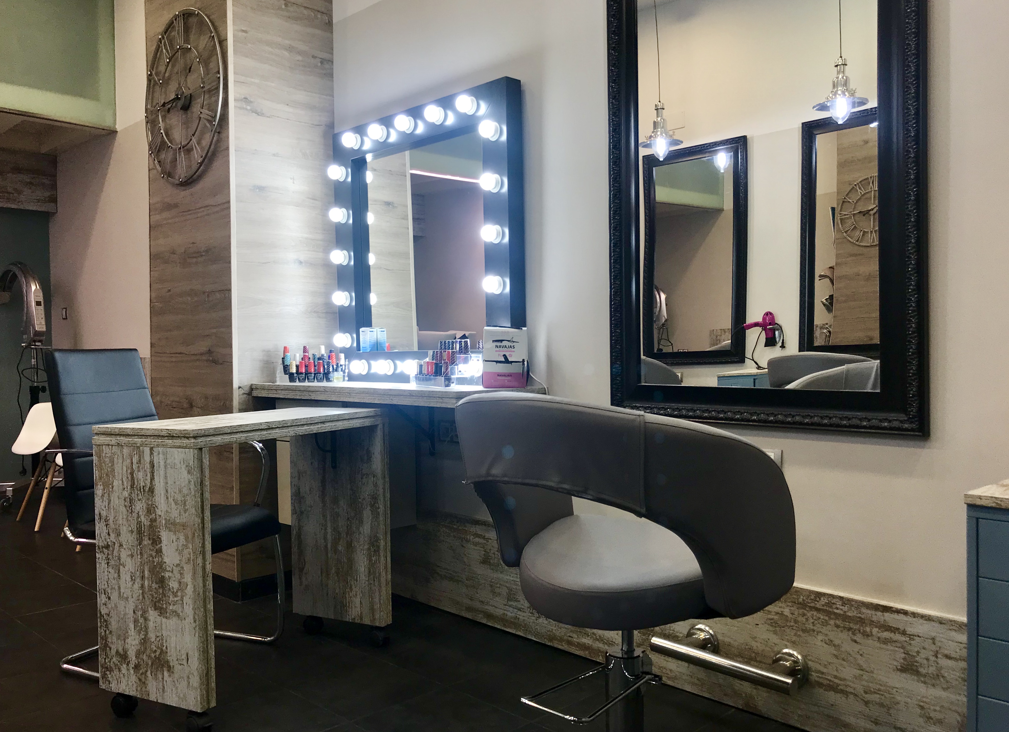 BA394C7D-83FA-464B-860F-B0A6166B5FA7